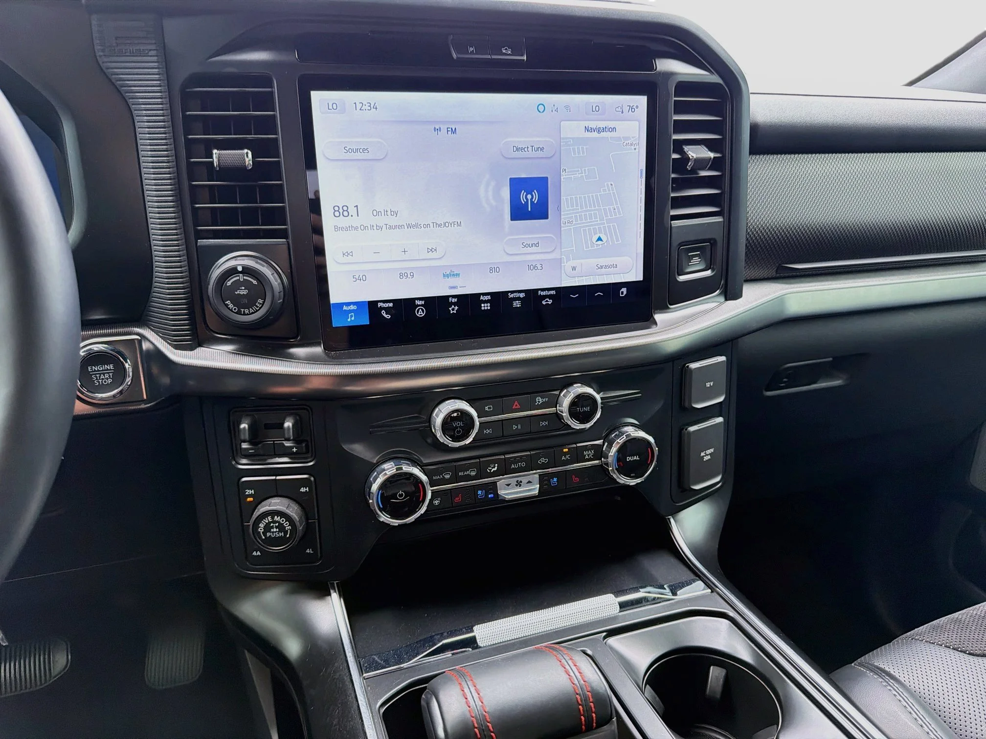 Used 2025 Black Metallic Ford Raptor image 27
