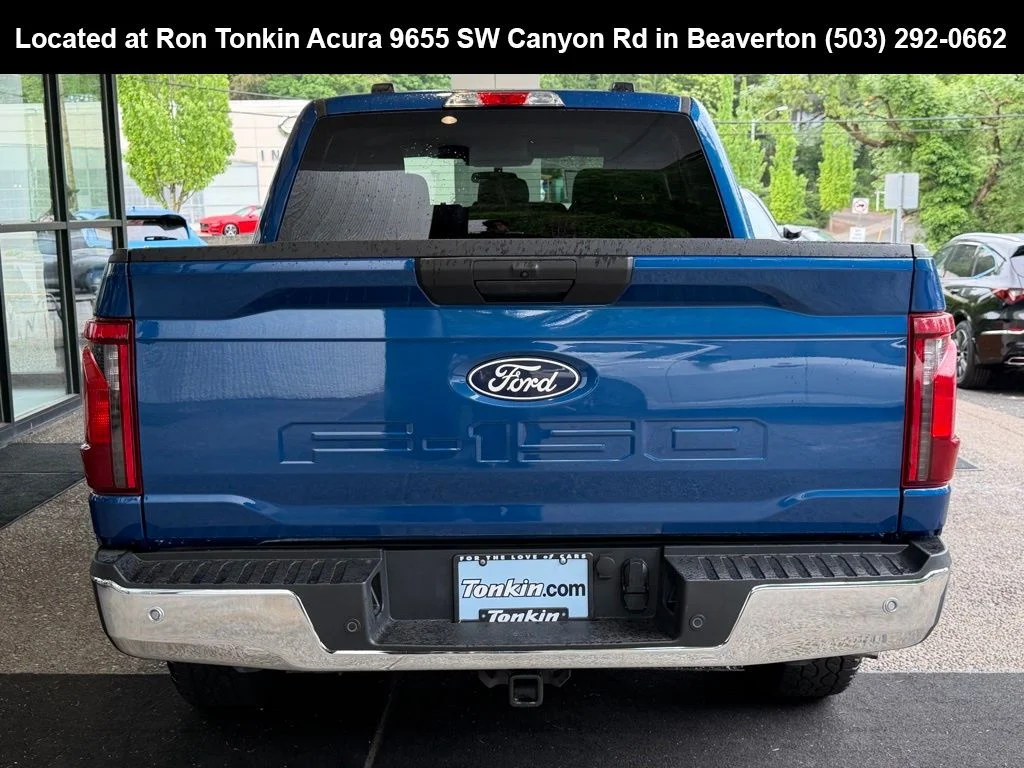 Used 2025 Atlas Blue Metallic Ford XLT image 6