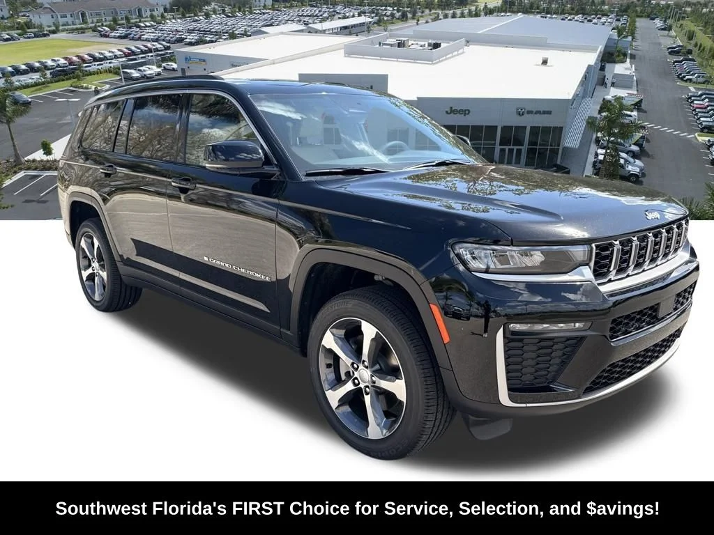New 2026 Diamond Black Crystal Pearl-Coat Exterior Paint Jeep Limited image 2