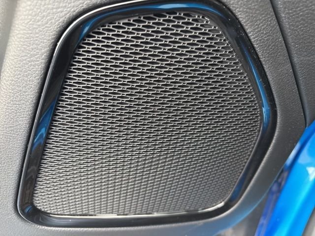 New 2026 Hydro Blue Pearlcoat Jeep Latitude image 26