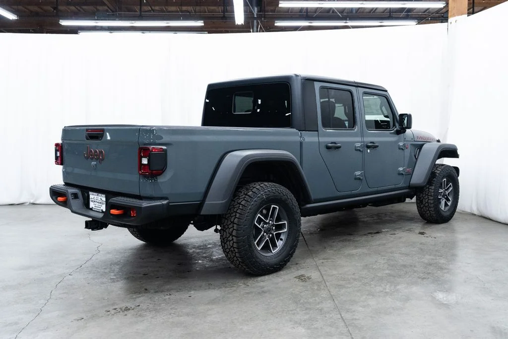 New 2026 Anvil Clear-Coat Exterior Paint Jeep Mojave image 6