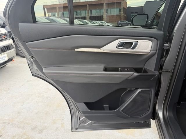 Used 2025 Gray Ford Active image 13