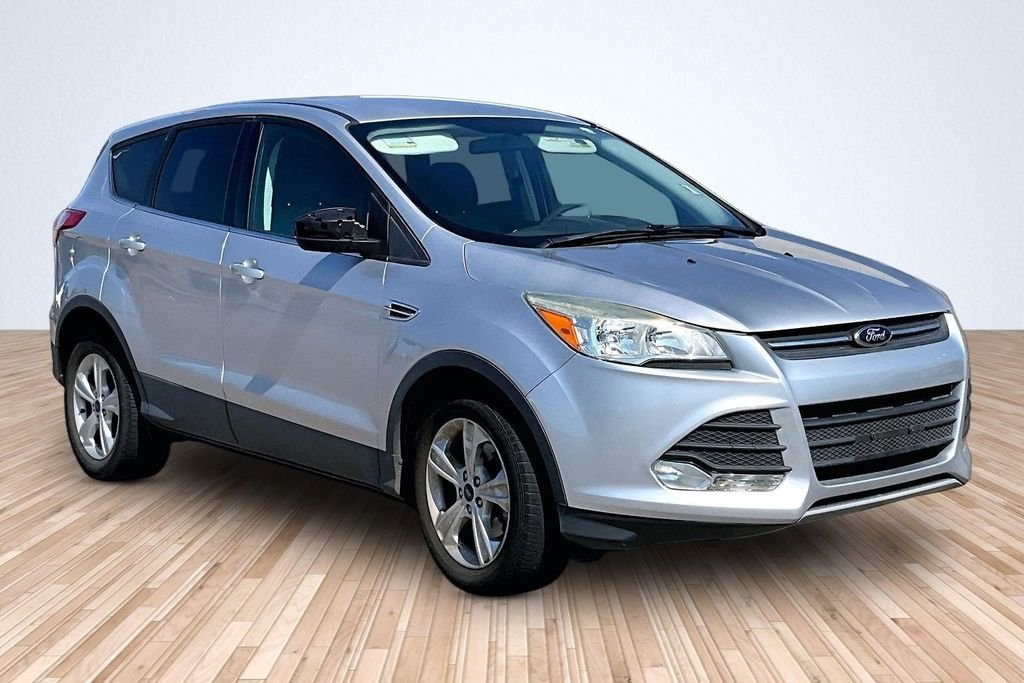 Used 2015 Silver Ford SE image 9