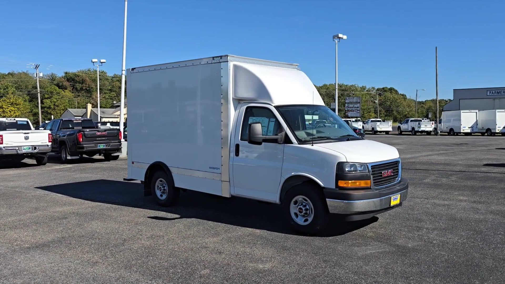 New 2025 Summit White GMC 1WT image 26