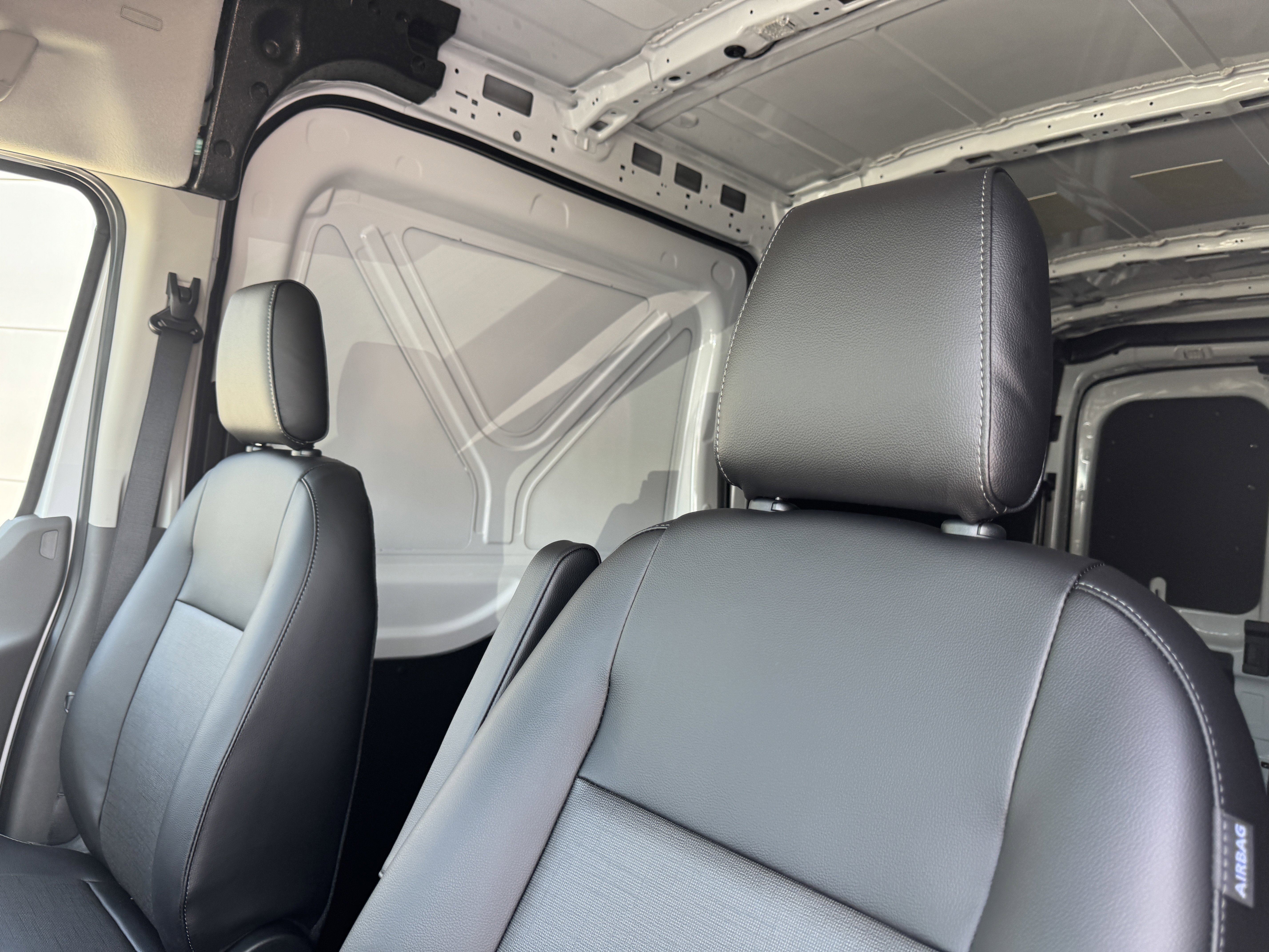 2025 Ford Transit Van Base - Photo 12
