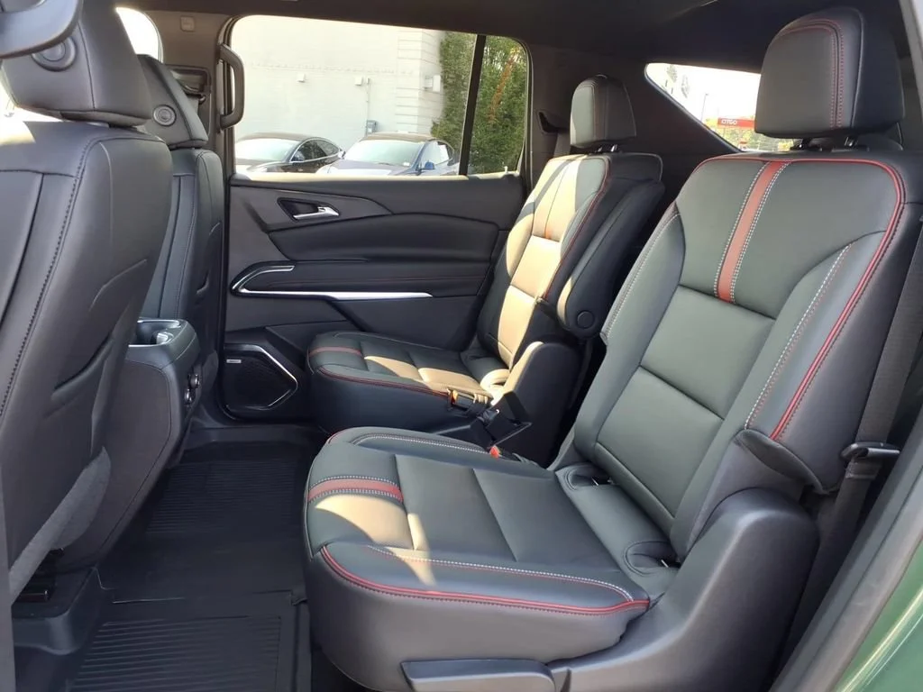 2027 Chevrolet Traverse RS - Photo 19