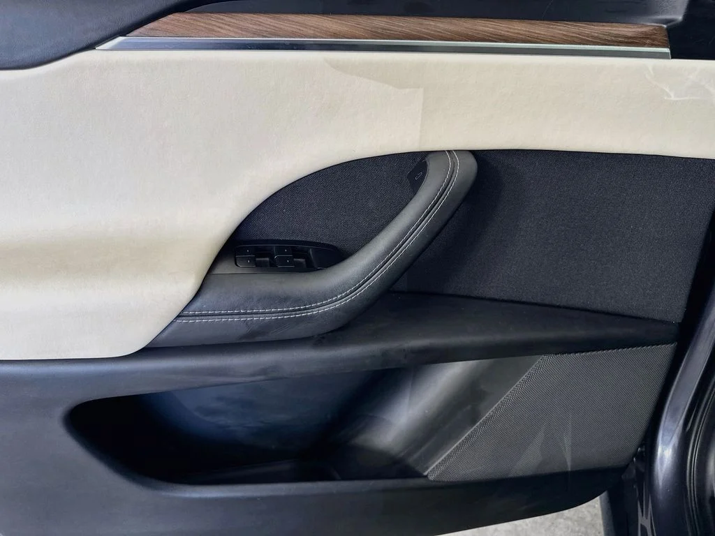 Used 2023 Gray Tesla Standard Range image 17