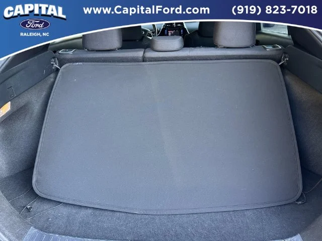 Used 2018 Silver Toyota Two image 16