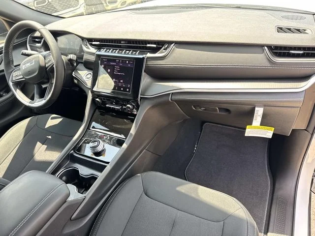 New 2026 White Jeep Laredo X image 14