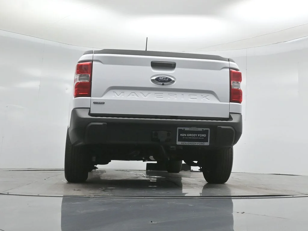 Certified Used 2023 White Ford XLT image 45