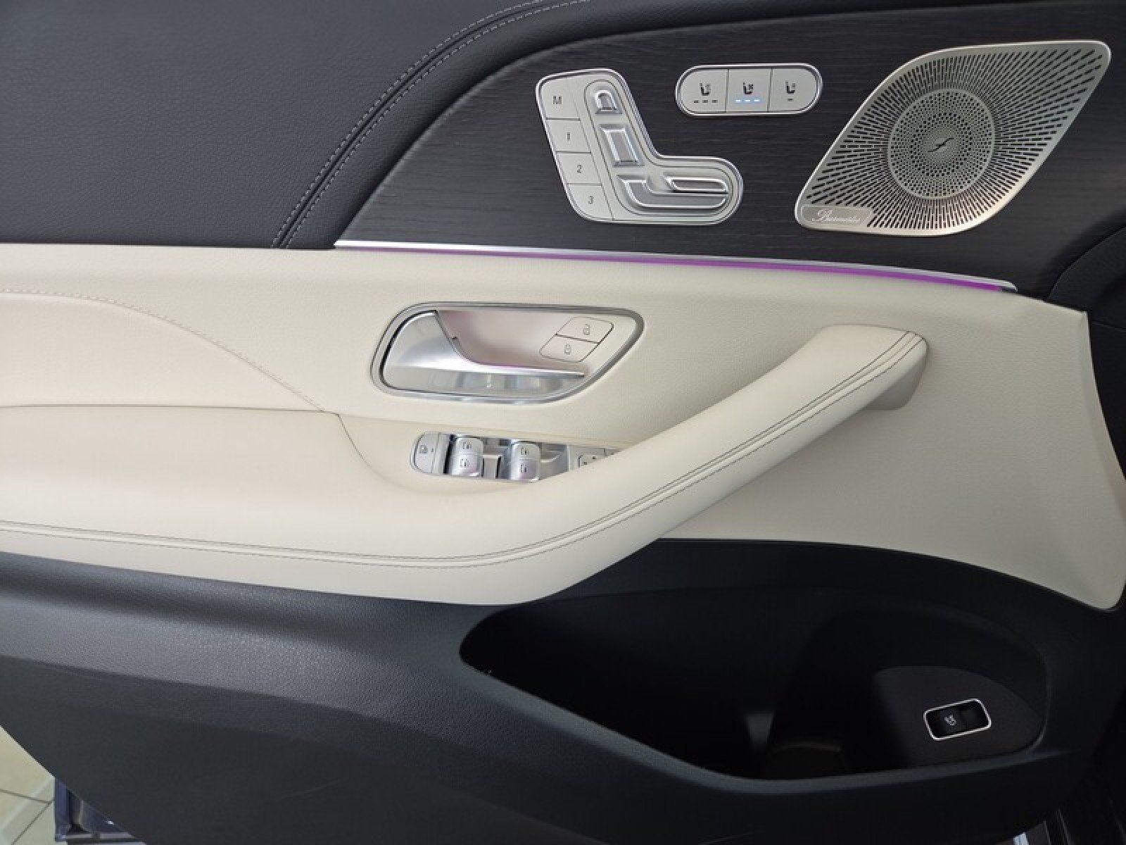 New 2026 Twilight Blue Metallic Mercedes-Benz AMG® GLE 53 4MATIC+ SUV image 21