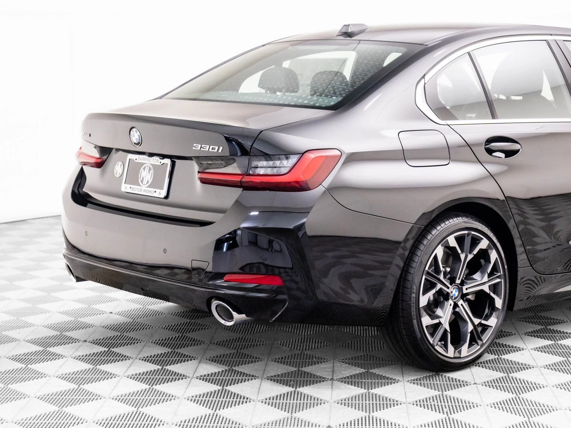 Used 2026 Black BMW 330i xDrive image 34