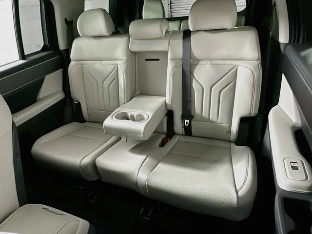 New 2026 Hyundai SANTA FE HYBRID SEL