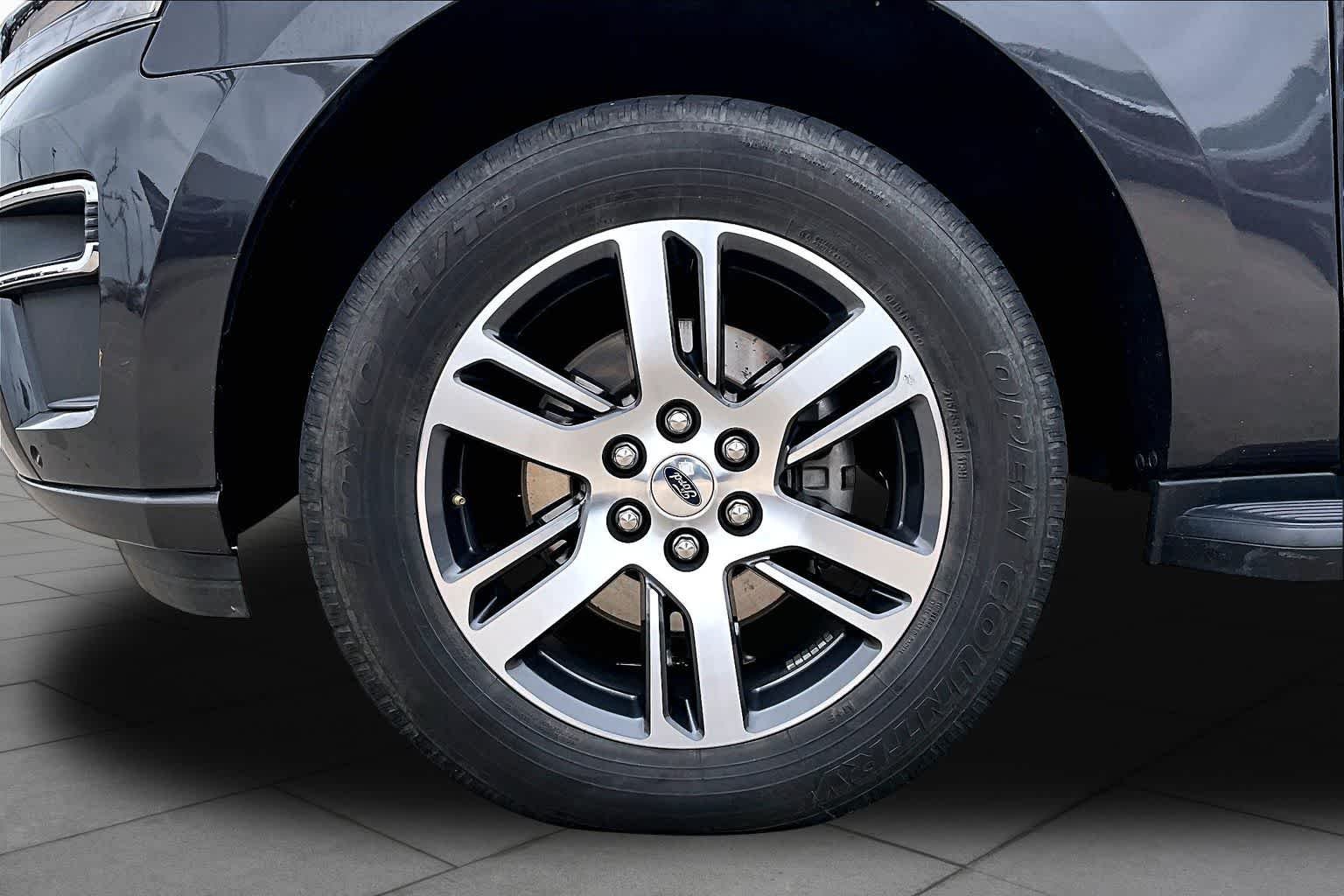 Used 2024 Dark Matter Gray Ford Limited image 11