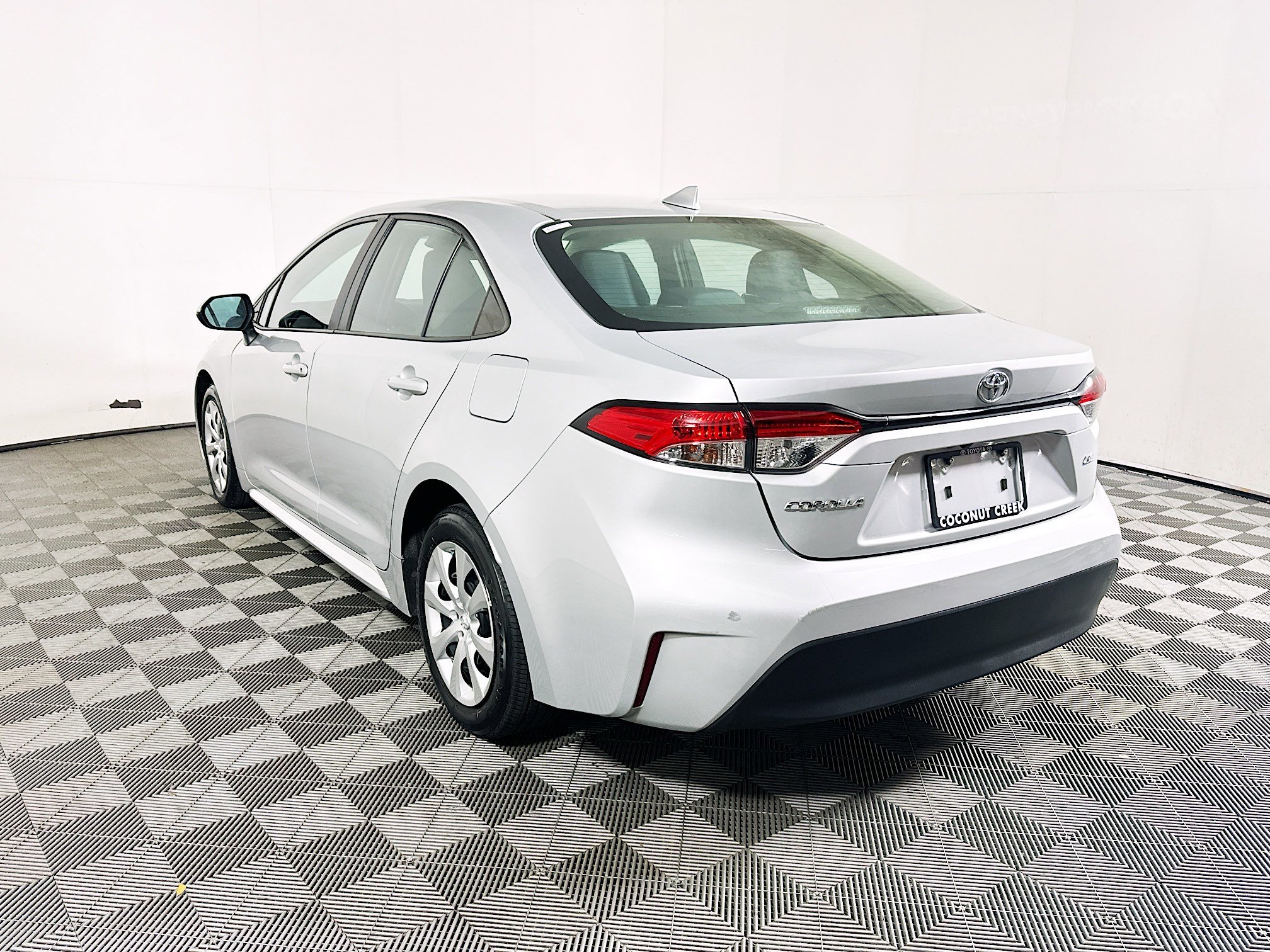 2024 Toyota Corolla thumbnail 7