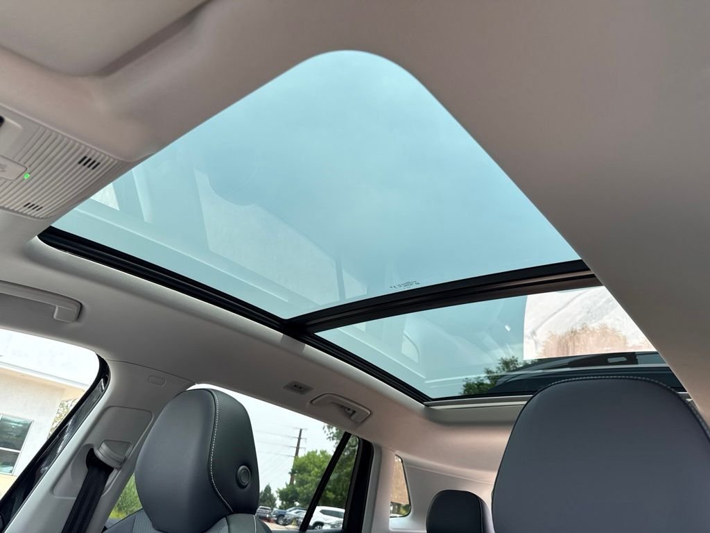 New 2026 Deep Black Pearl Volkswagen 2.0T SE image 23