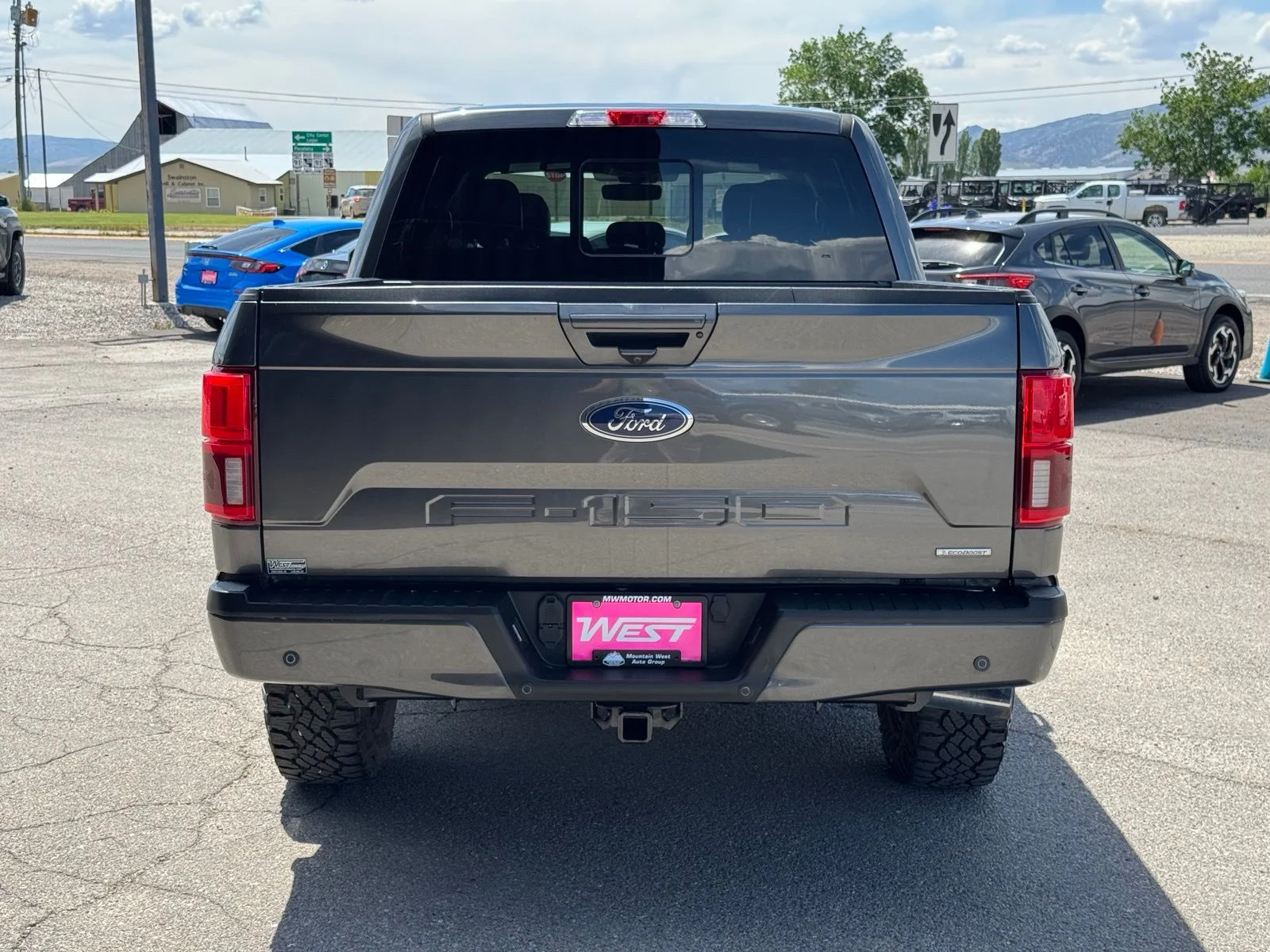 Used 2019 Gray Ford Lariat image 8
