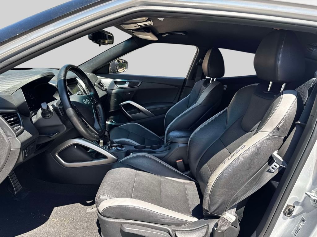 Used 2016 Silver Hyundai Turbo image 15