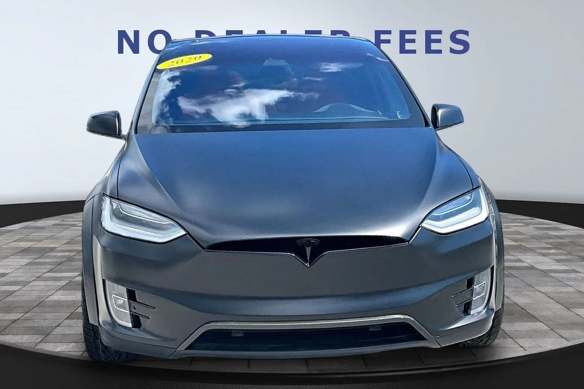 Used 2020  Tesla Performance Dual Motor All-Wheel Drive image 2