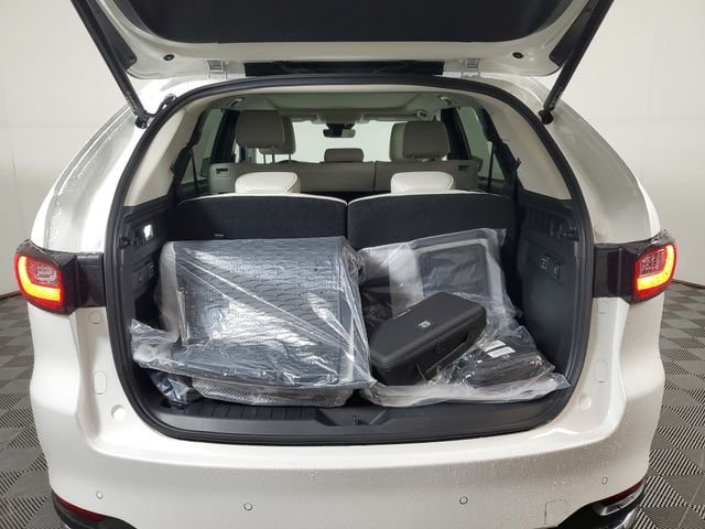 New 2026 Rhodium White Premium Mazda Premium Plus AWD image 9