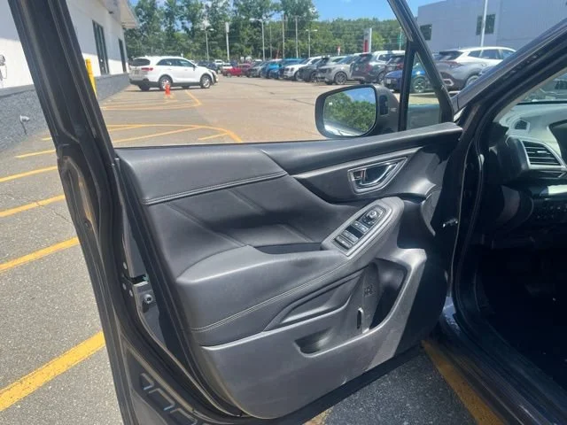 Used 2020 Magnetite Gray Metallic Subaru Limited image 10