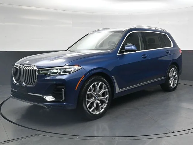 Used 2022 Blue BMW xDrive40i image 10