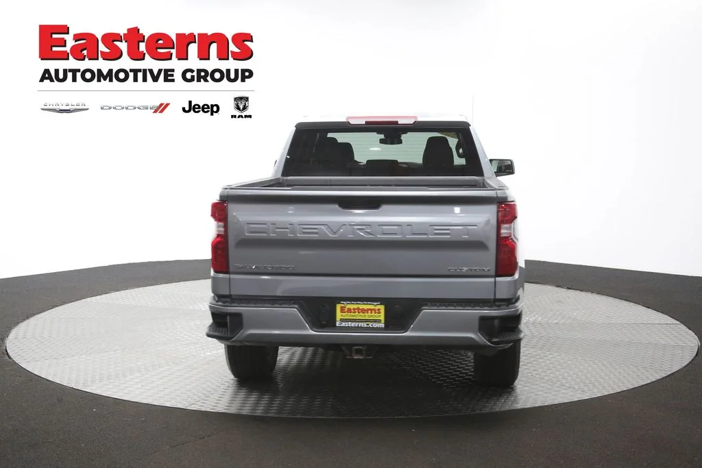 Used 2024 Gray Chevrolet Custom image 39