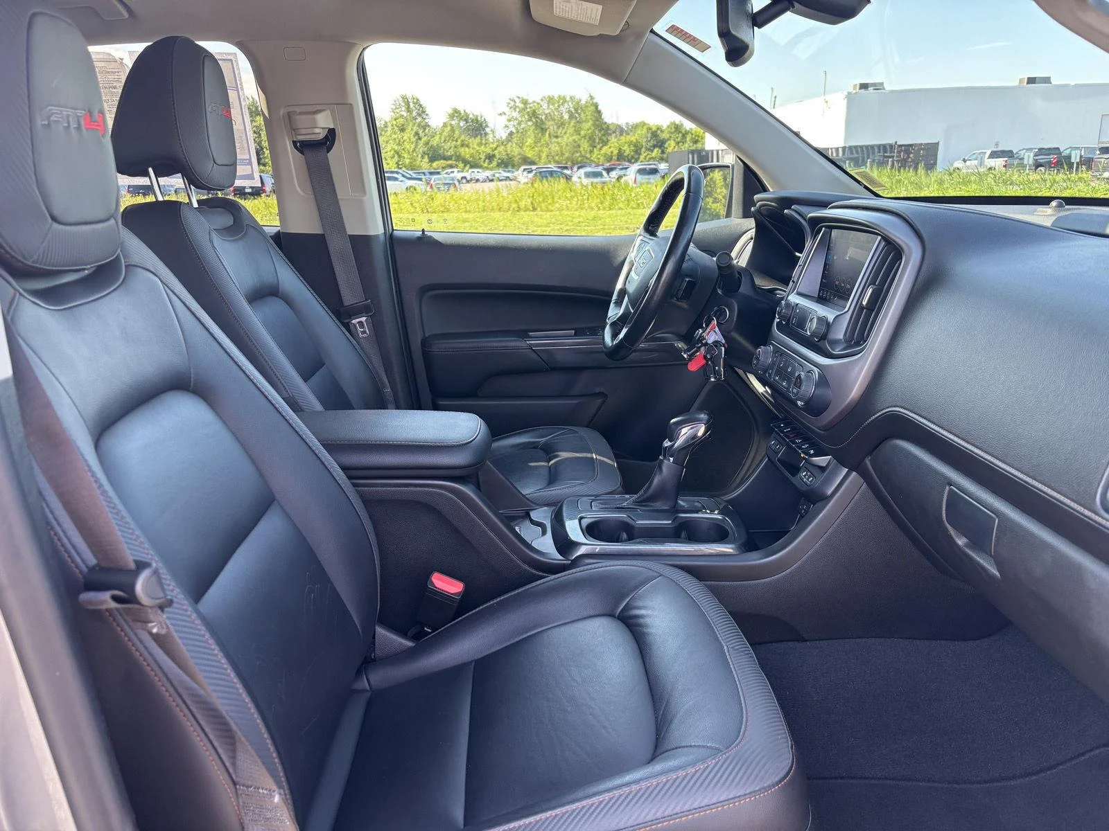 Used 2022 Satin Steel Metallic GMC AT4 - Leather image 35