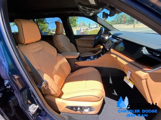 New 2026 Fathom Blue Pearl-Coat Exterior Paint Jeep Summit image 19