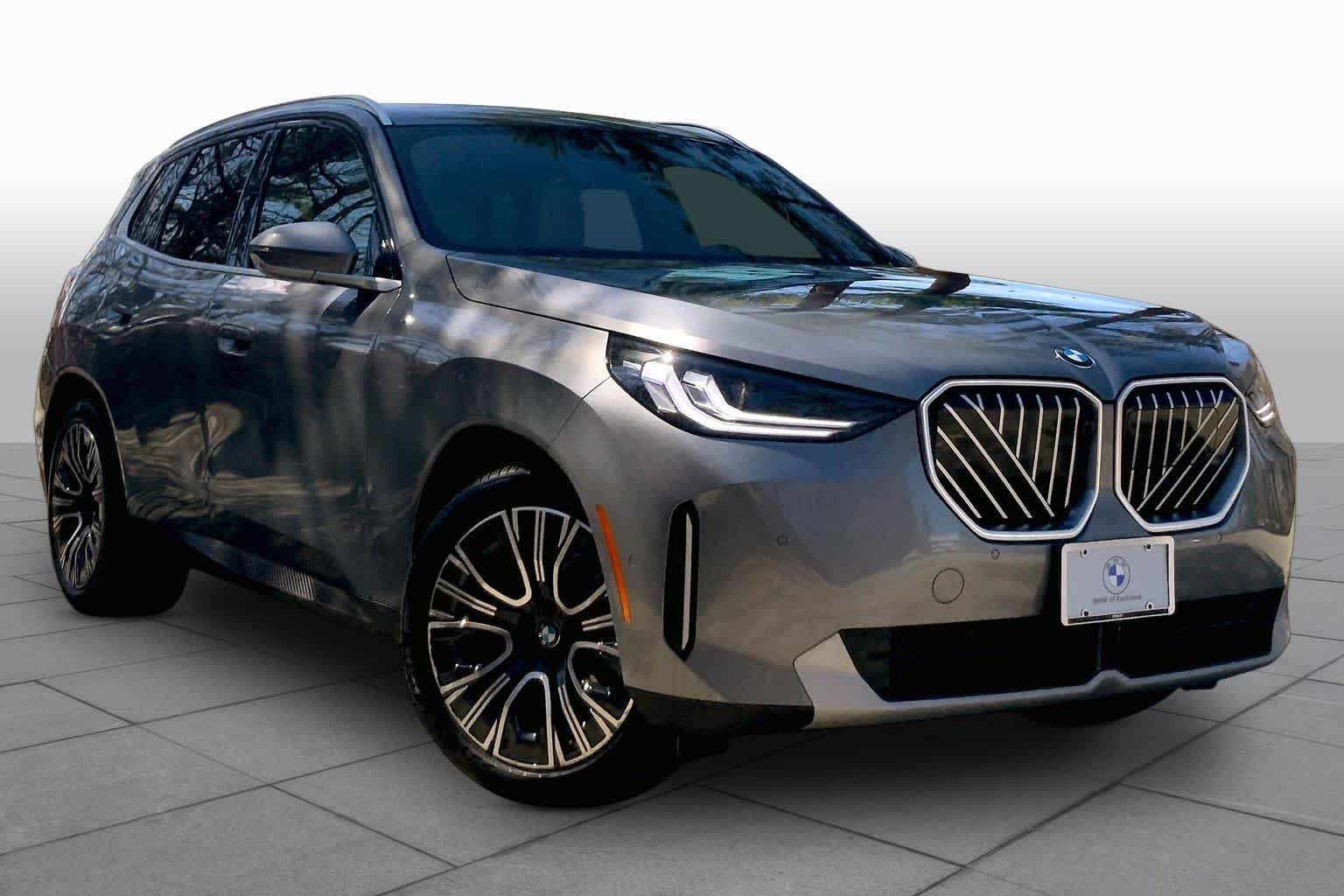 Used 2025 Skyscraper Gray Metallic BMW 30 xDrive image 2