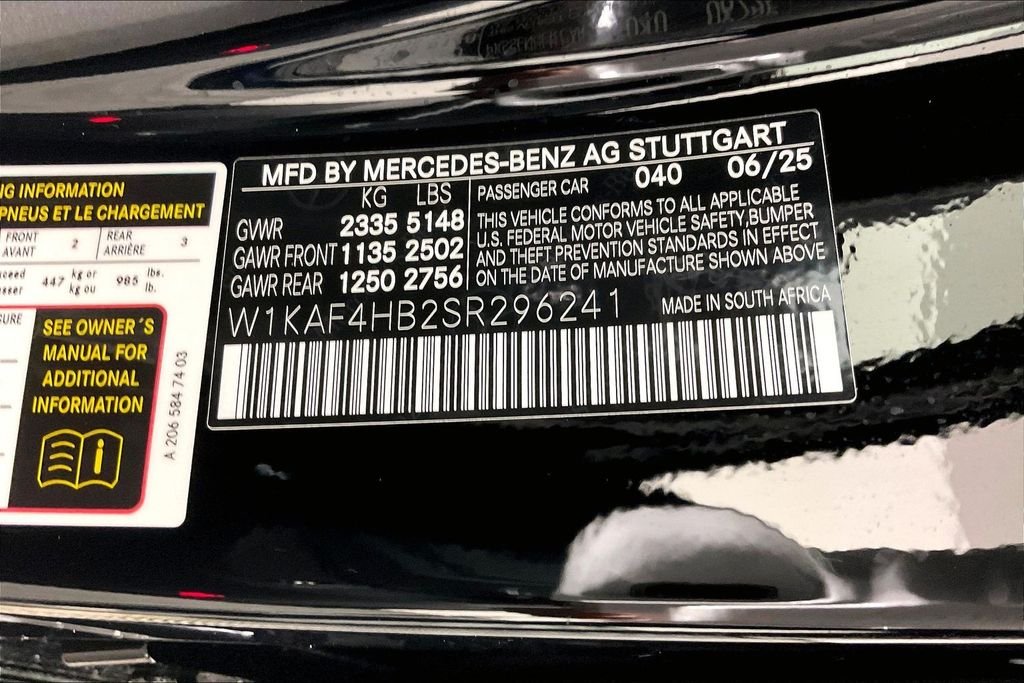 2025 Mercedes-Benz C-Class Sedan C 300 - Photo 25