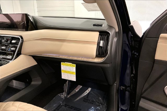 New 2026 Deep Ocean Blue Pearl Nissan Platinum Reserve image 38