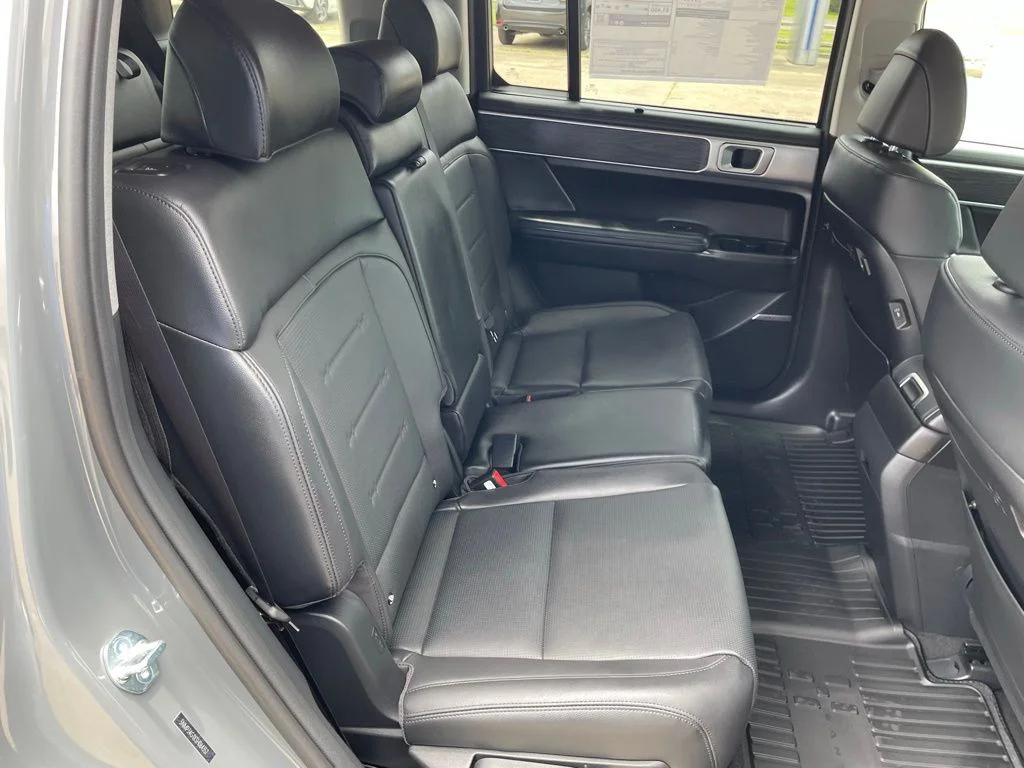 Used 2025 Gray Hyundai Limited image 14