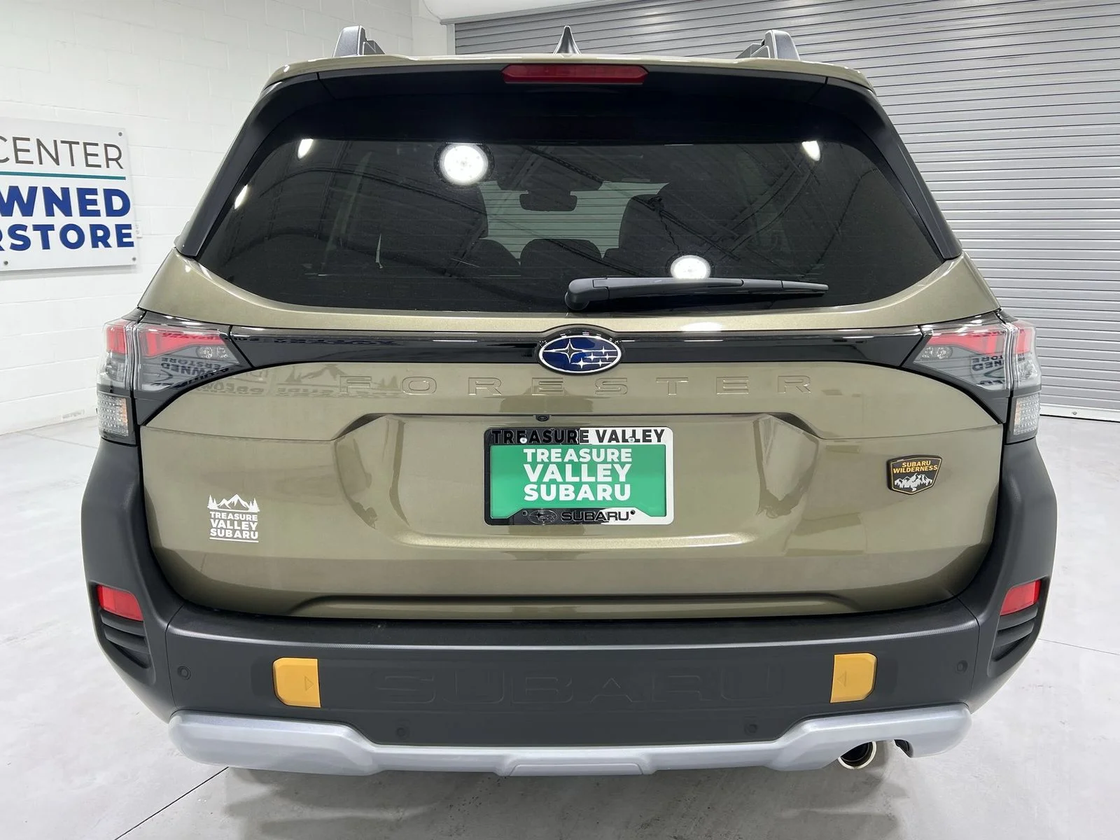 New 2026 AUTUMN GREEN METALLIC Subaru Wilderness image 7