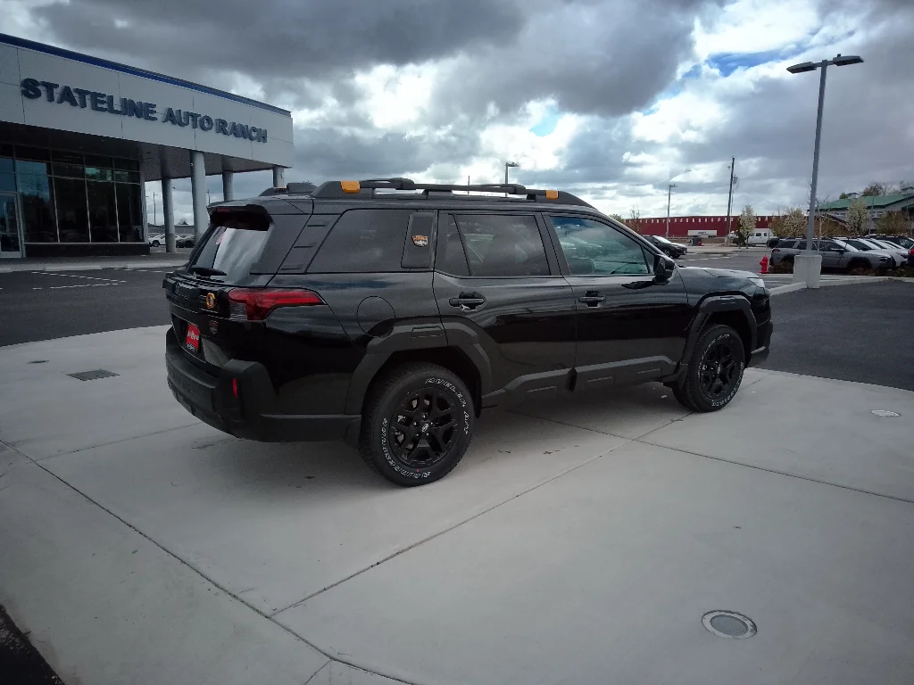 New 2026 CRYSTAL BLACK SILICA Subaru Wilderness image 3
