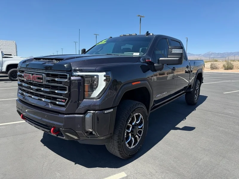 Used 2024 Titanium Rush Metallic GMC AT4 image 7