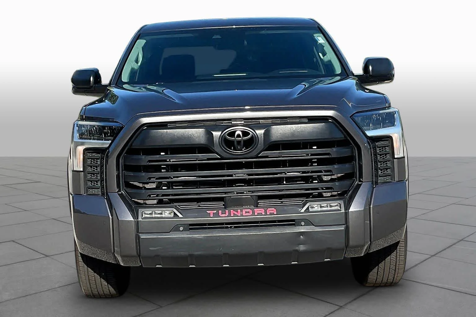 Used 2022 Magnetic Gray Metallic Toyota SR5 image 4