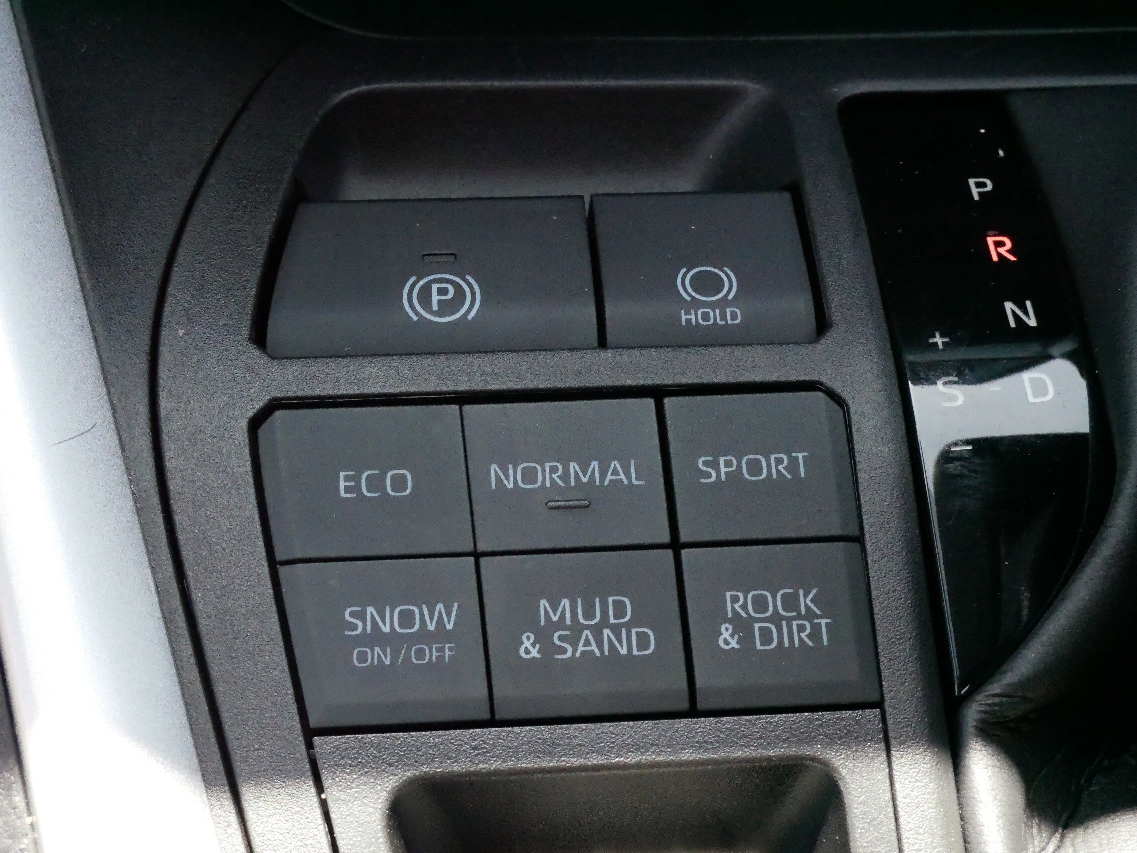 Used 2022 MAGNETIC GRAY M Toyota XLE image 28