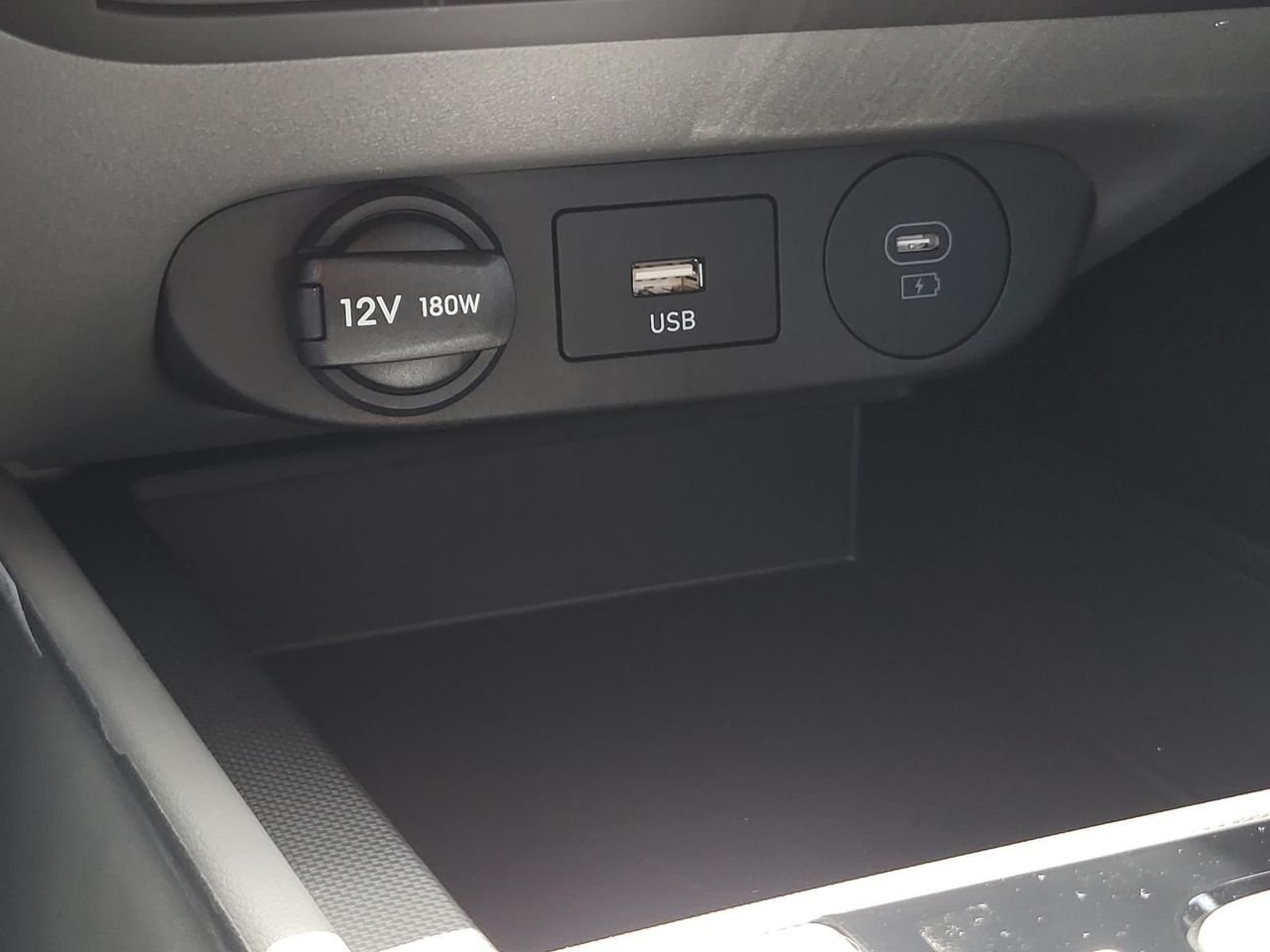 New 2026 Amazon Gray Hyundai SE image 19