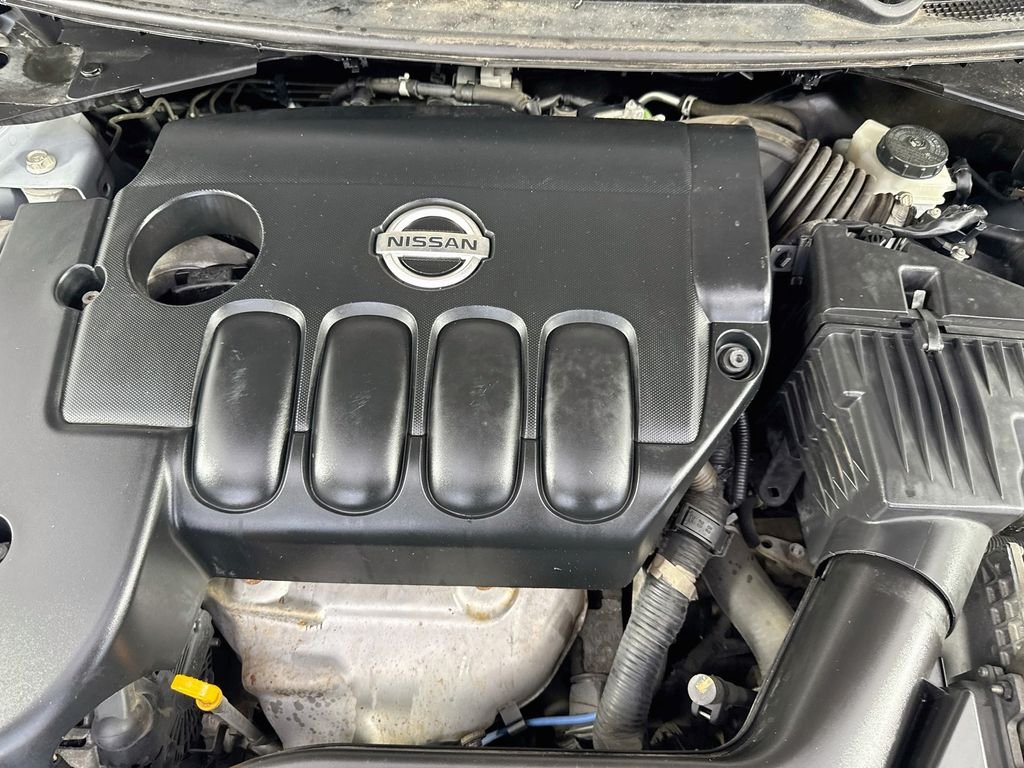 Used 2012 Brilliant Silver Metallic Nissan 2.5 S image 34