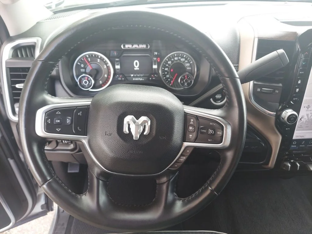 Used 2024 Silver Ram Laramie image 12