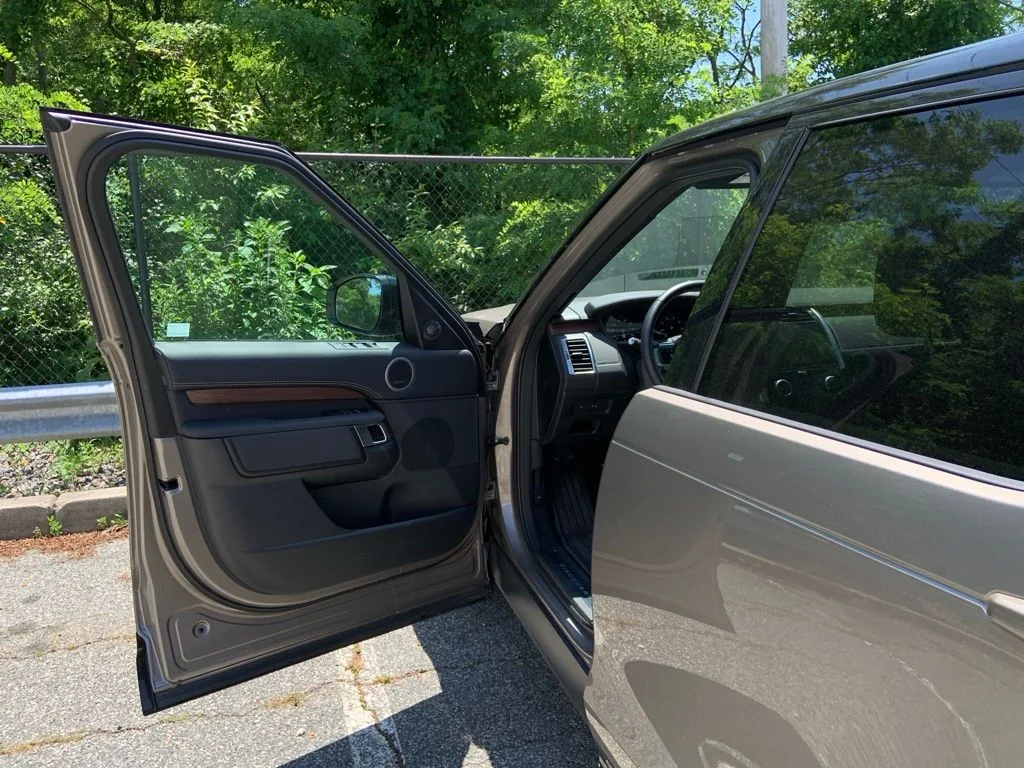 2024 Land Rover Discovery Dynamic SE - Photo 9