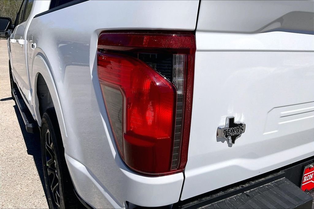 New 2026 Ford F-150 XLT 4D SuperCrew