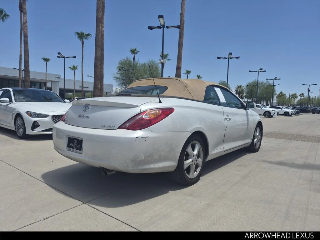 Used 2006 White Toyota SLE image 6