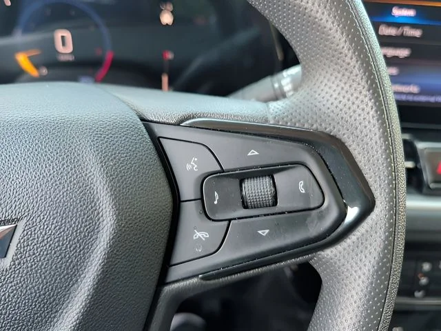 Used 2025 Black Chevrolet LT image 19