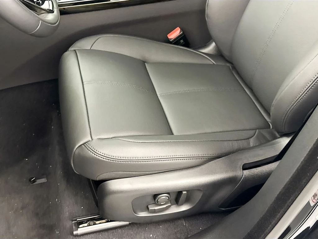 New 2026 Santorini Black Land Rover S image 20