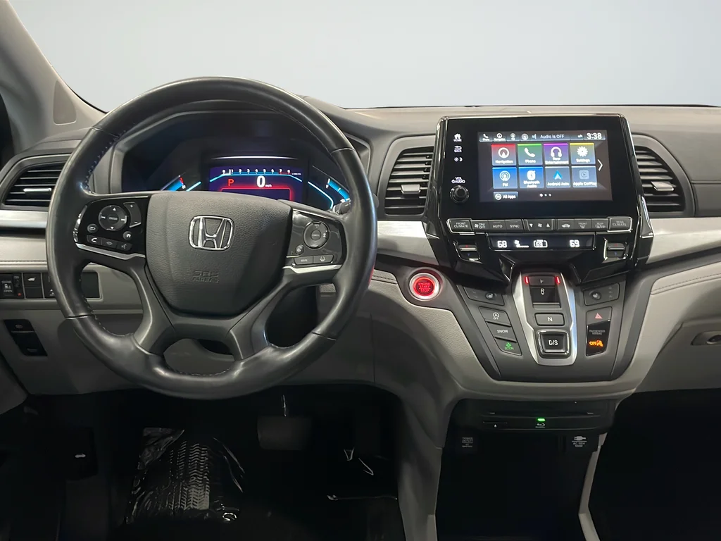 Used 2019 Gray Honda Touring image 13
