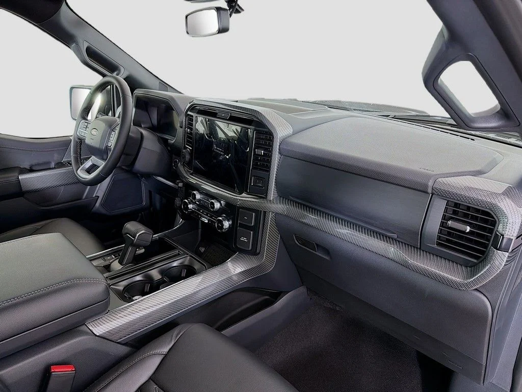 New 2025 Agate Black Metallic Ford XLT image 20