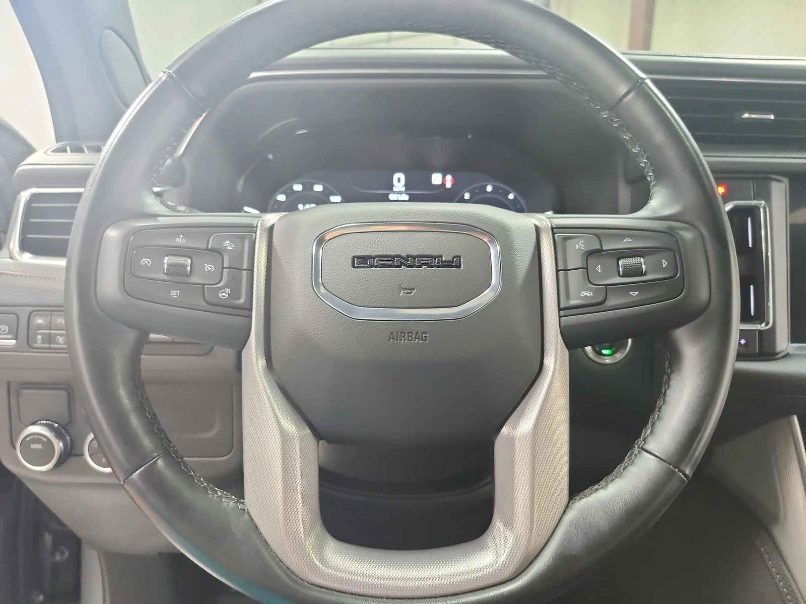 Used 2023 Silver GMC Denali image 25
