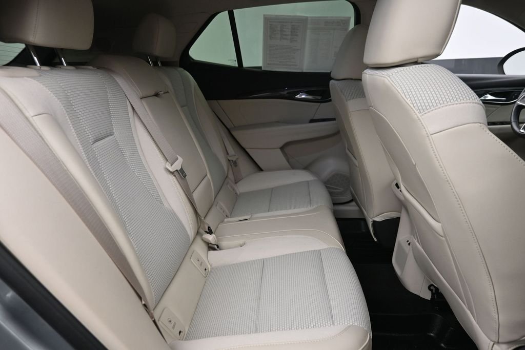 Used 2023 Gray Buick Preferred image 10